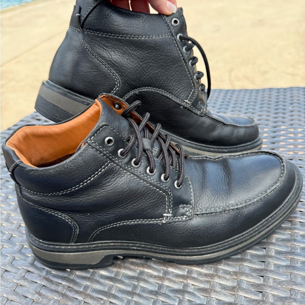 Johnston & Murphy Black Leather Ankle Boots